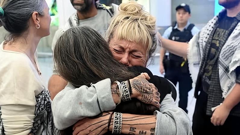 Members of the Gaza-bound Global Sumud Flotilla who were last week detained by Israeli security forces arrived in Sydney on Monday morning.