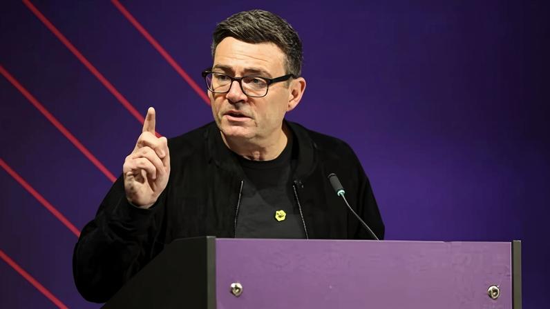 Verdes divergem sobre como desafiar Burnham na byelection de Makerfield