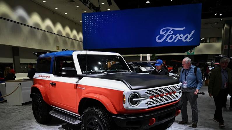 Ford aposta em Bronco compacto para fortalecer operação na Europa