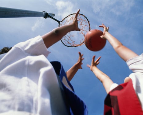 Polícia investiga abuso antissemita em jogo infantil de netball em Sydney