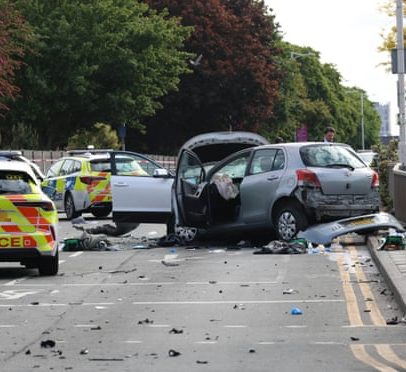 Nove feridos após perseguição policial terminar em acidente no leste de Londres
