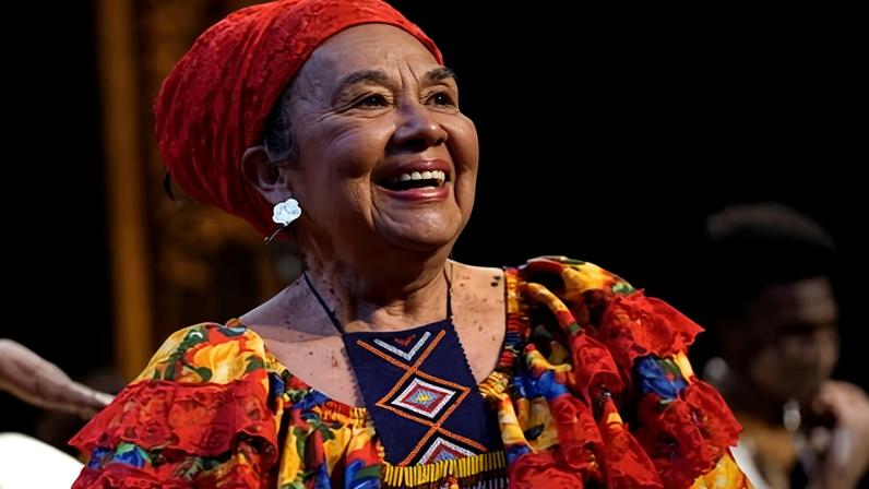 Totó la Momposina, lenda da música colombiana, morre aos 85