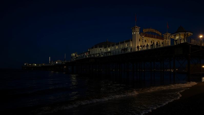 Corpos de três mulheres são encontrados no mar próximo a Brighton