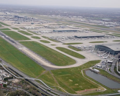 Heathrow pode ser obrigado a abrir a terceira pista a novas empresas