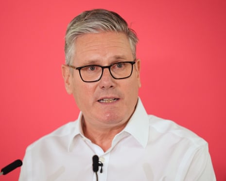 Starmer enfrenta reunião do gabinete enquanto ministros o pressionam a renunciar