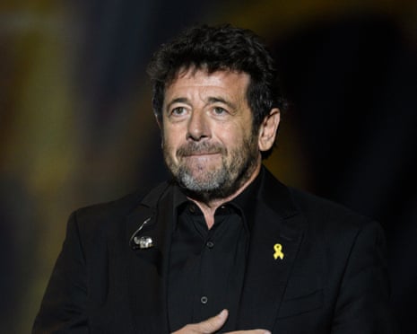 Estrela francesa Patrick Bruel nega várias acusações de agressão sexual