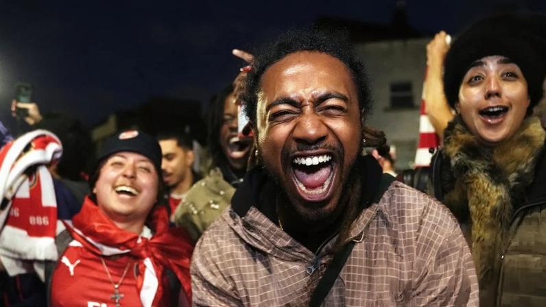 Arsenal vence a Premier League pela primeira vez em uma geração