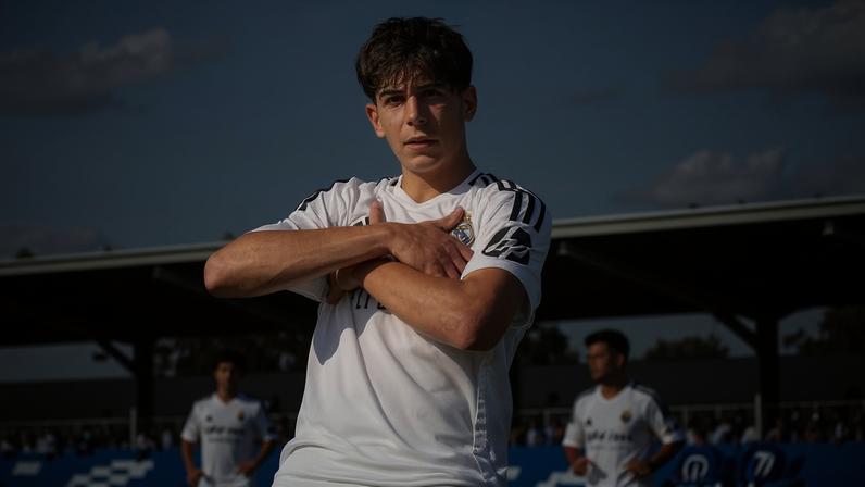 A joia do Real Madrid que esteve no Brasil apenas uma vez e no radar da Seleção