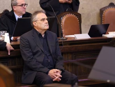 Ex-agente de inteligência austríaco é condenado a quatro anos por espionagem para a Rússia