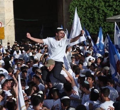Nacionalistas israelenses participam de protesto pelo Dia de Jerusalém