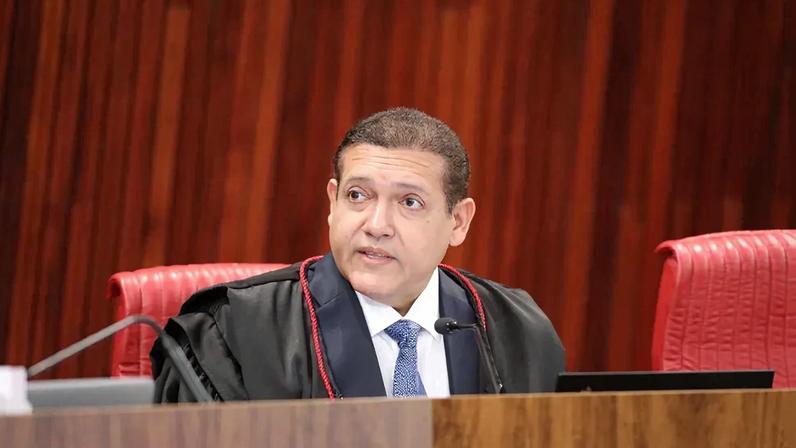 TSE inicia posse de Nunes Marques e Mendonça assume vice-presidência