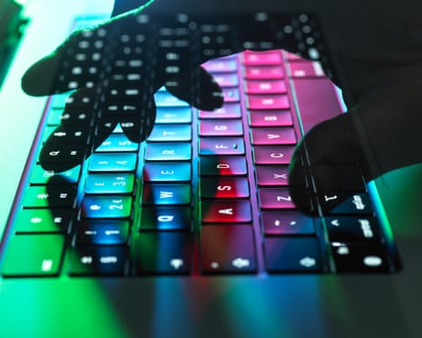 Hacking com IA se torna ameaça industrial, diz Google