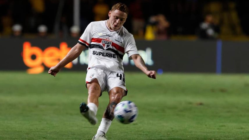 Maik durante partida do São Paulo (Foto: Rubens Chiri / São Paulo FC)