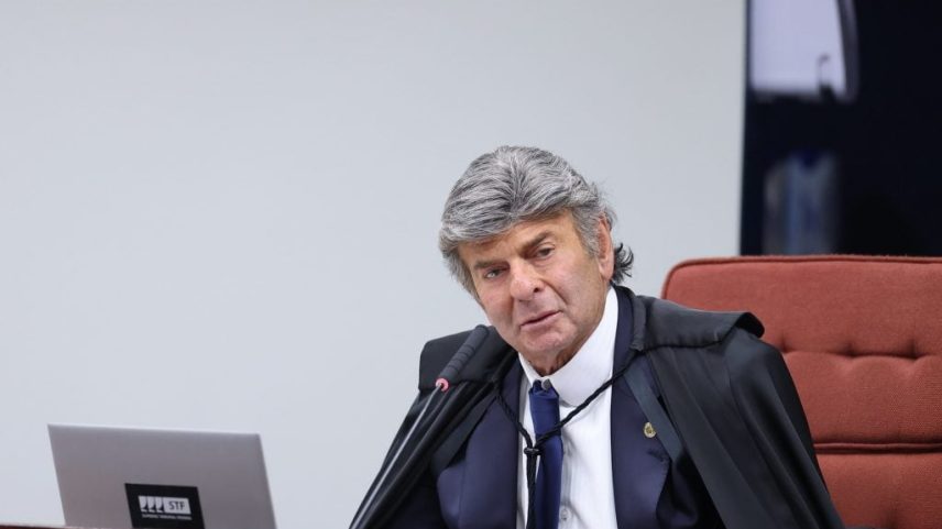 Fux segue Cármen Lúcia e vota pela derrubada de mudanças na Lei da Ficha Limpa