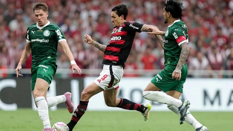 Pedro é o trunfo do Flamengo no clássico contra o maior rival