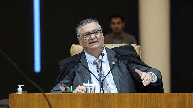 Dino defende decisões monocráticas e diz que fim do modelo causaria colapso