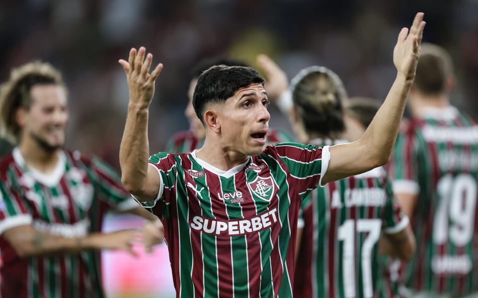 Savarino comemoram gol do Fluminense (Foto: Marcelo Gonçalves/ Fluminense FC)