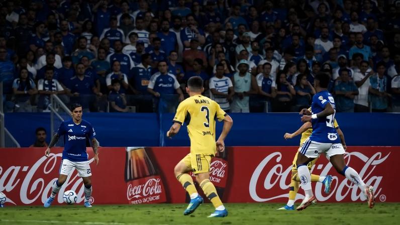 Fagner aponta fundamento-chave para Cruzeiro enfrentar Boca Juniors
