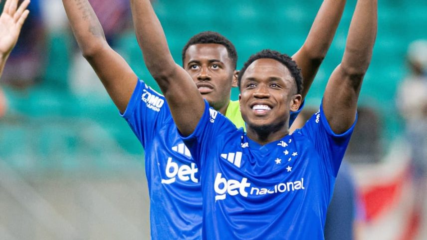 Sinisterra comenta seu momento e futuro no Cruzeiro