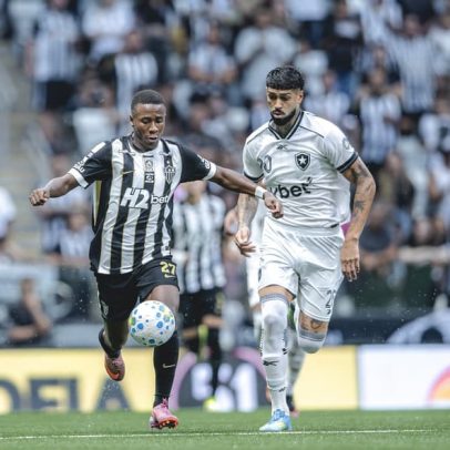Botafogo marca no fim e arranca empate com o Atlético-MG no Brasileirão