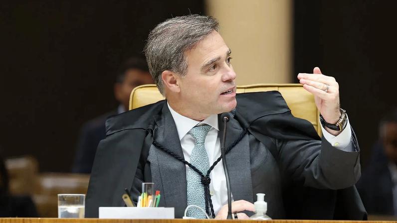 André Mendonça decidiu manter o rigor contra Felipe Vorcaro, elevando a prisão temporária ao status de preventiva. (Foto: Luiz Silveira/STF)
