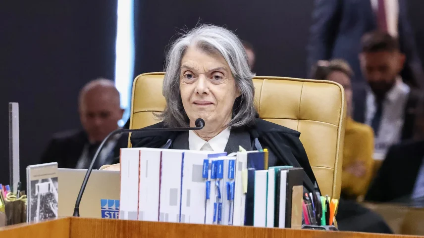 Cármen Lúcia nega levar Ficha Limpa a julgamento presencial