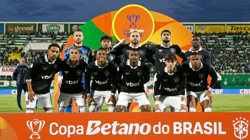 Botafogo foi eliminado pela Chapecoense na Arena Condá, nesta quinta-feira (14). (Foto: Vitor Silva/Botafogo)