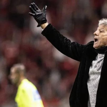 Vasco encara decisão na Sul-Americana com pressão sobre Renato Gaúcho