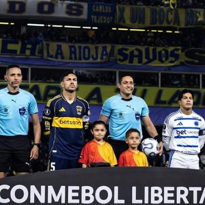 Conmebol divulga áudios do VAR de lances polêmicos entre Boca e Cruzeiro