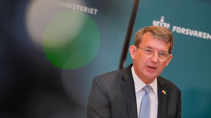 Federico X da Dinamarca encarrega liderança liberal para formar governo