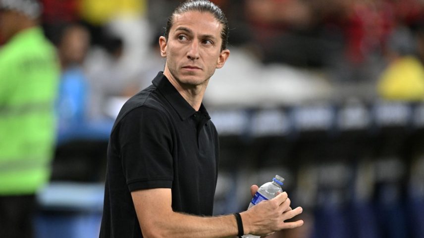 Filipe Luís chegou a acordo para ser o novo técnico do Monaco — Foto: André Durão