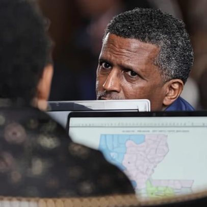Republicanos da Louisiana aprovam novo mapa que reduz distrito de maioria negra