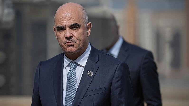 Ministros europeus discutem envio de requerentes de asilo rejeitados a centros