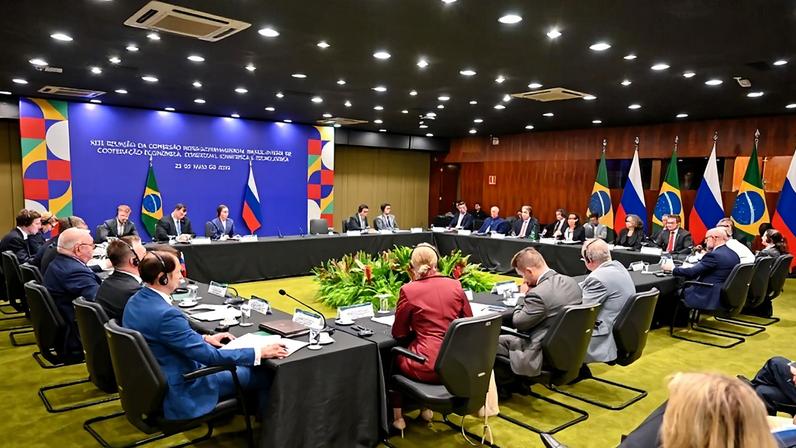 Brasil e Rússia discutem intercâmbio acadêmico