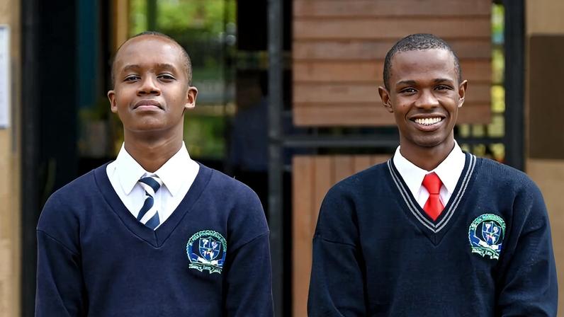 Fredrick Njoroge Kariuki, left, and Miron Onsarigo, the Hewa Safi innovators. Image courtesy of Lemmuel Agina/M-PESA Foundation Academy.