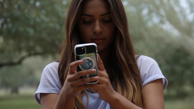 Austrália: redes sociais bloqueiam jovens de ver notícias, diz pesquisa
