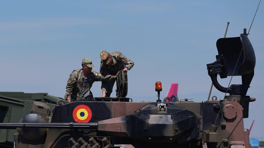 Exército brasileiro atualiza estratégia para guerras modernas
