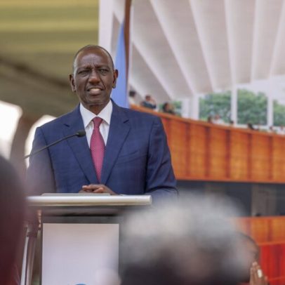 Ruto rejeita exportação de minerais brutos como caminho para a África