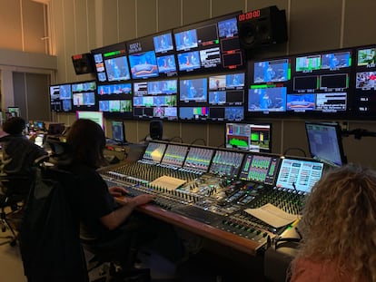Polônia lança televisão pública para combater propaganda no espaço pós-soviético