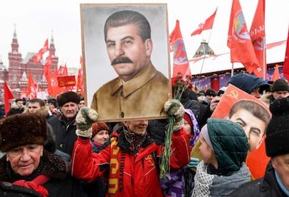 Rússia impõe memória dos verdugos do estalinismo às vítimas