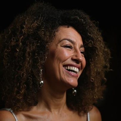 Sheron Menezzes congela óvulos aos 42 anos; debate sobre idade limite