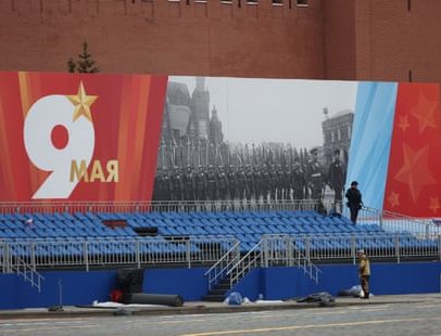 Zelensky decreta que Moscou pode realizar desfile do Dia da Vitória