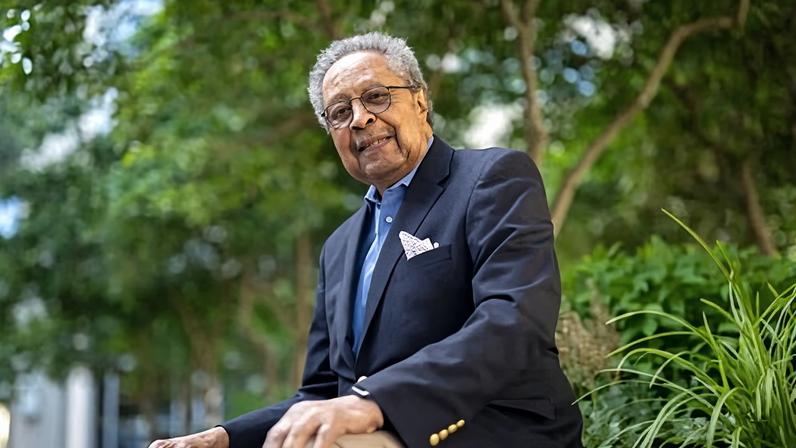 Clarence B. Jones, coautor do discurso de MLK, morre aos 95
