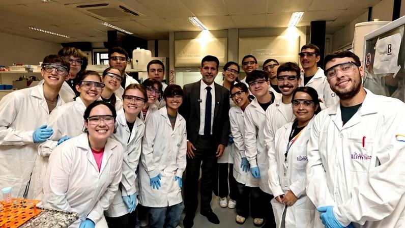 MEC visita instalações da Escola Superior de Ciência em SP