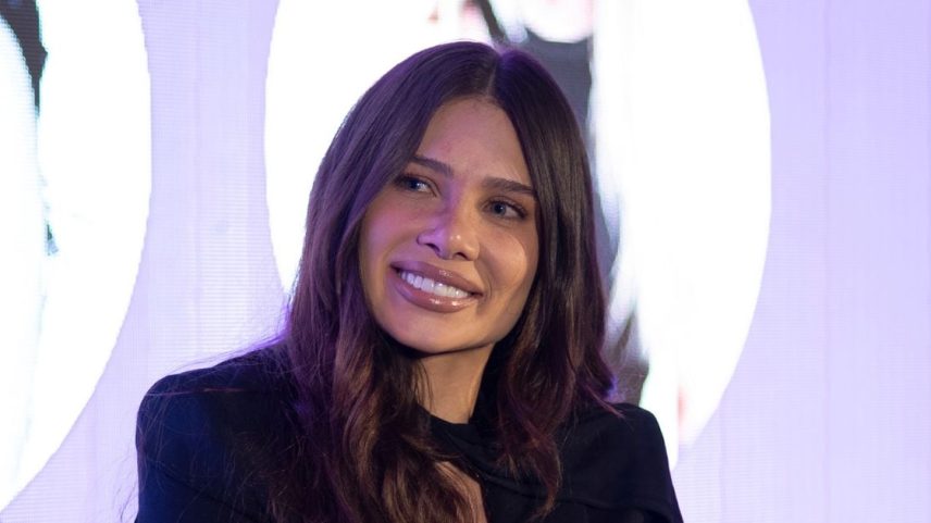 Flávia Pavanelli revela nova etapa na carreira e postura sobre estética