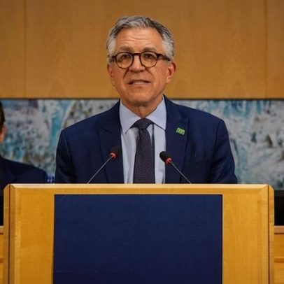 Ministro Padilha aponta reconstrução do SUS em Assembleia da OMS
