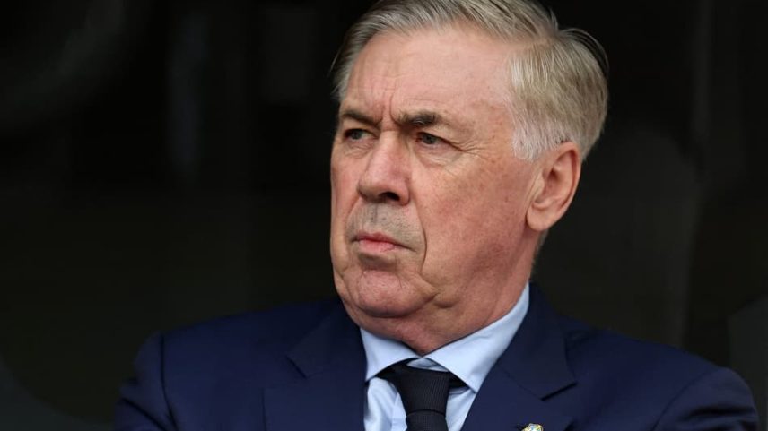 Ancelotti na partida entre Brasil e França (Foto: Franck Fife / AFP)