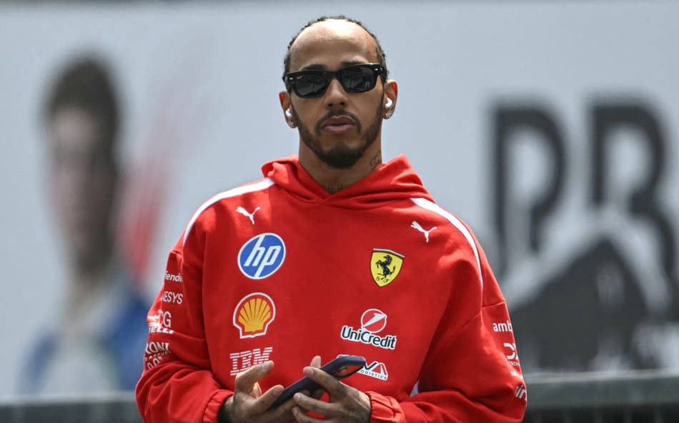 Lewis Hamilton no Circuito de Suzuka - GP do Japão 2026 (Foto: Andrew Caballero-Reynolds/AFP)