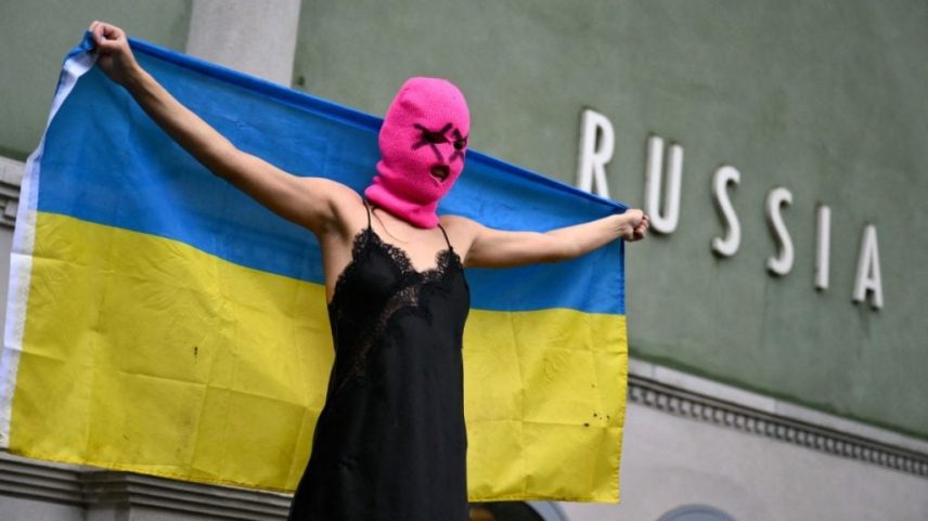 Bienal de Veneza começa com controvérsia sobre presença da Rússia