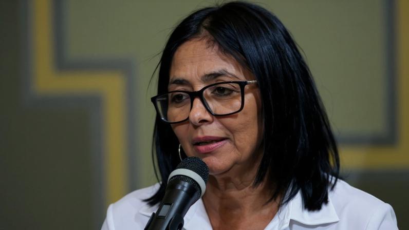 Delcy Rodríguez leva disputa territorial Venezuela-Guyana ao tribunal da ONU